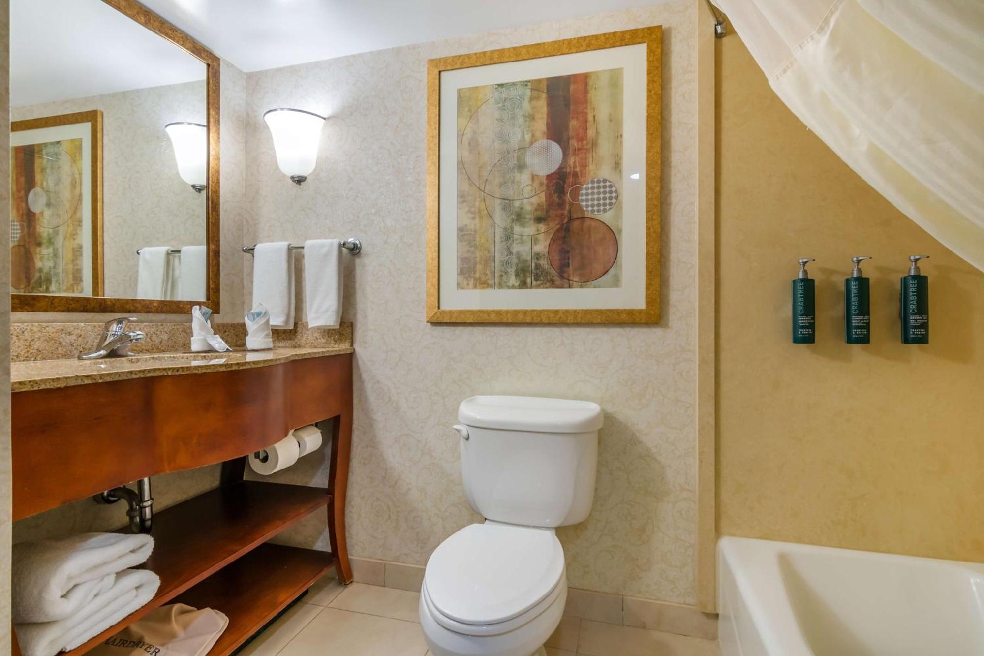 Doubletree By Hilton Jefferson City Extérieur photo