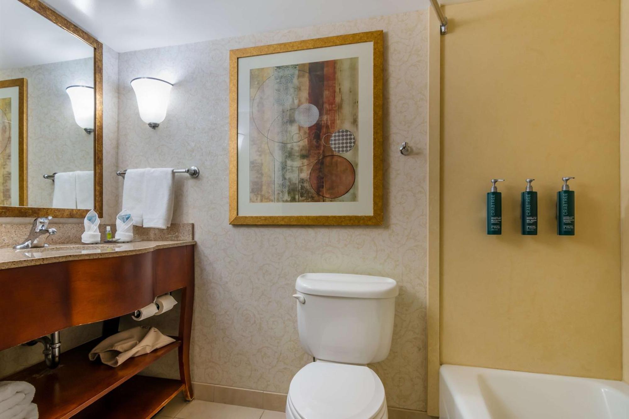 Doubletree By Hilton Jefferson City Extérieur photo