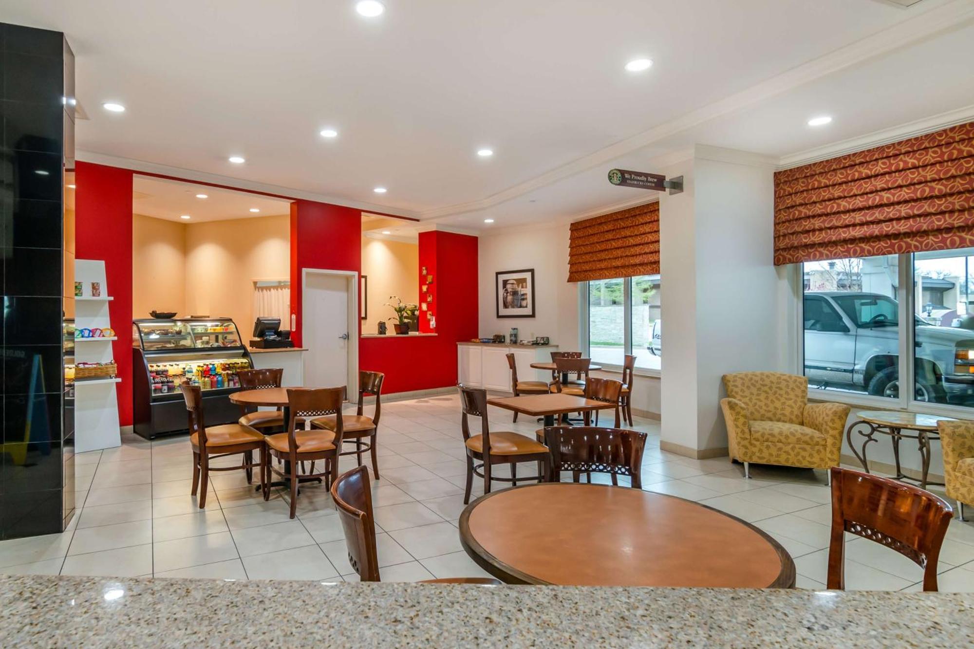 Doubletree By Hilton Jefferson City Extérieur photo